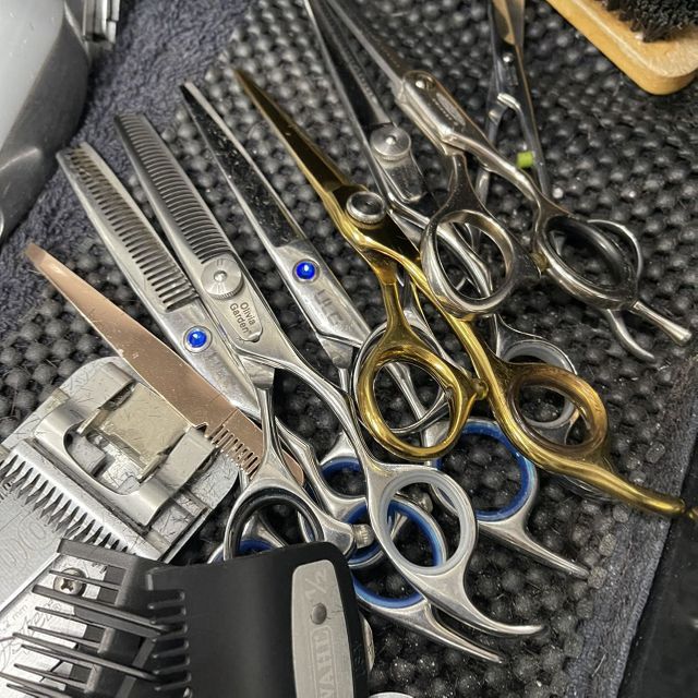 Jazmín’s professional styling tools